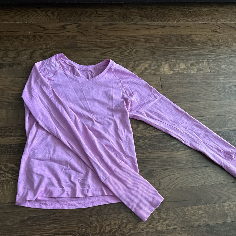 lululemon athletica Long Sleeve Tee in Lavender Purple
